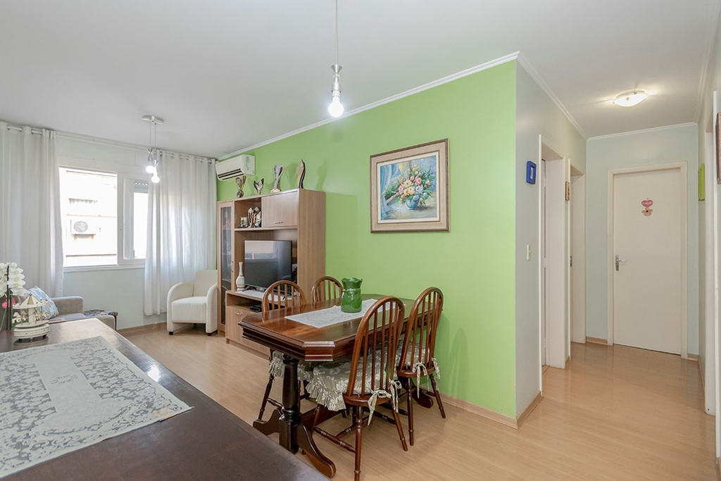 Apartamento - Venda - Vila Ipiranga - Porto Alegre - RS