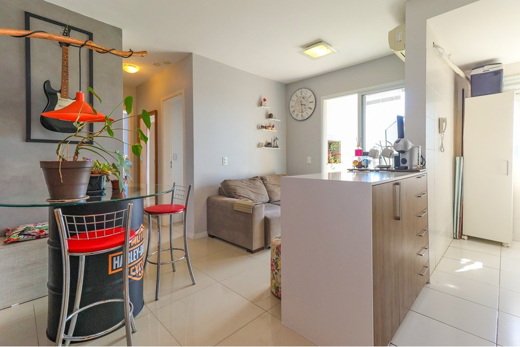 Apartamento - Venda - Teres�polis - Porto Alegre - RS