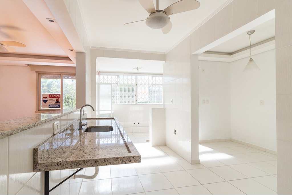 Apartamento - Venda - Vila Ipiranga - Porto Alegre - RS