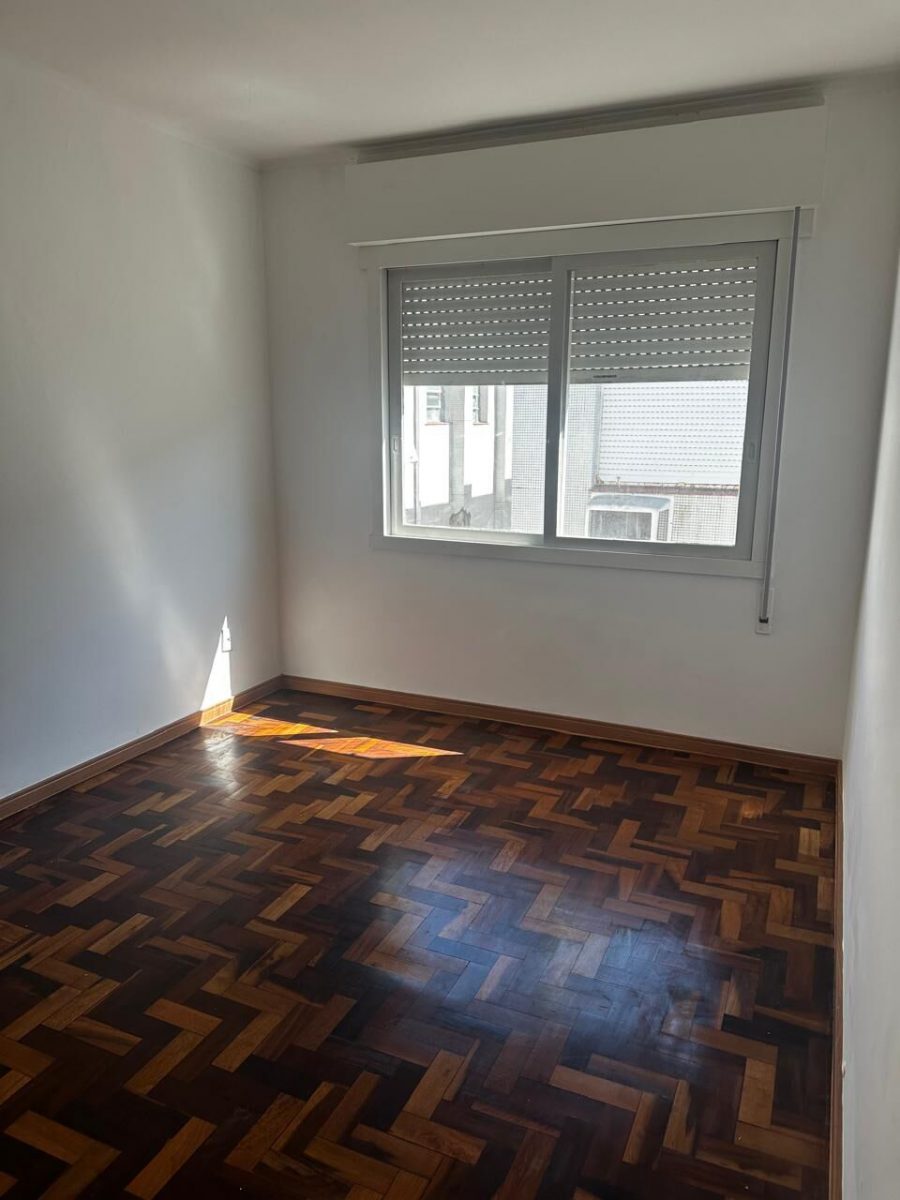 Apartamento - Venda - Vila Ipiranga - Porto Alegre - RS