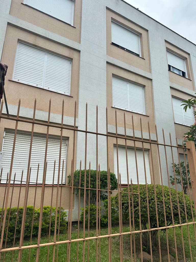 Apartamento - Venda - Vila Ipiranga - Porto Alegre - RS